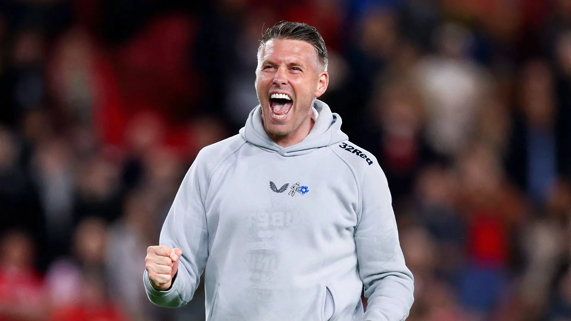 Huấn luyện viên trưởng Middlesbrough Rob Edwards