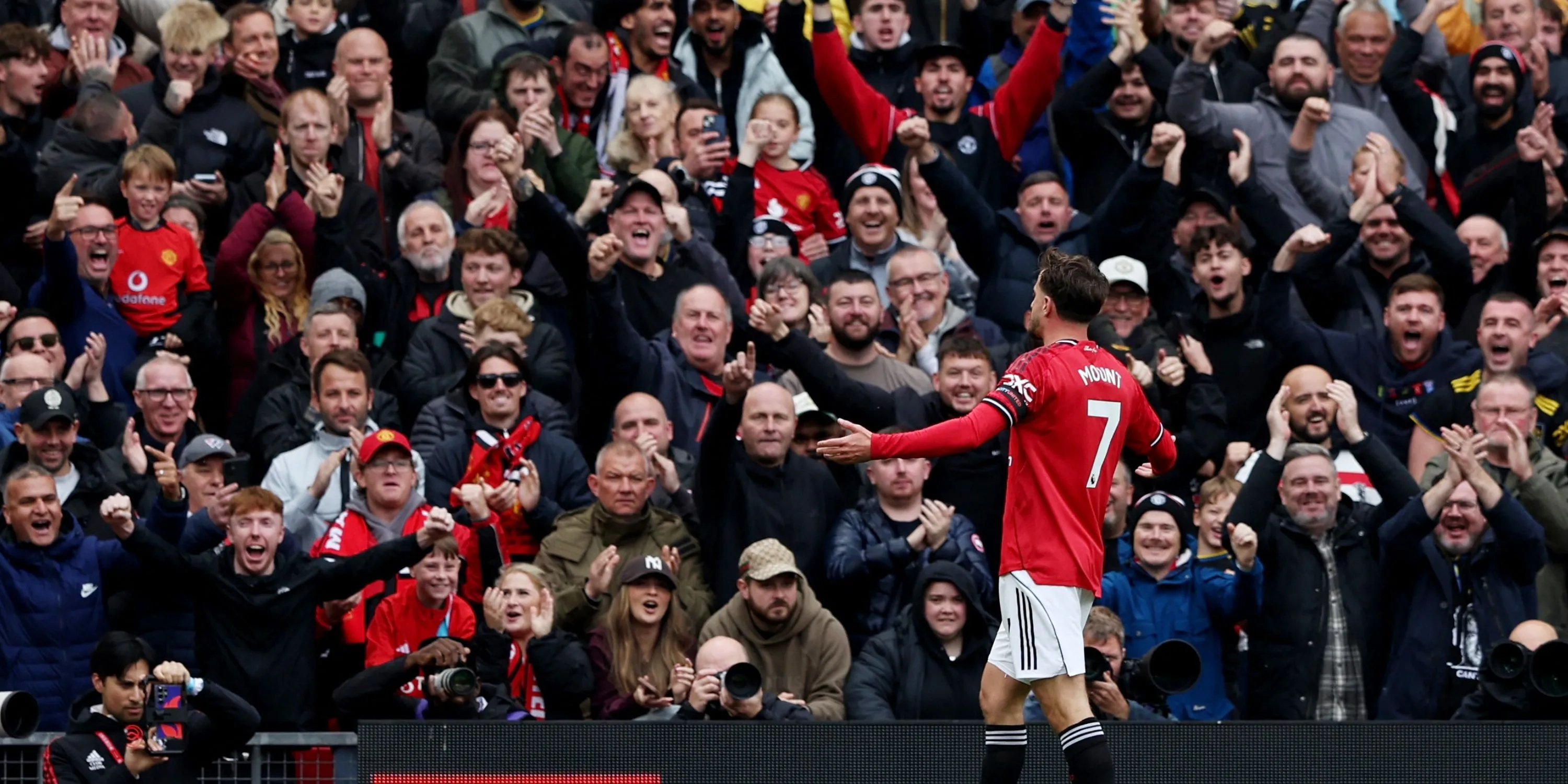 Tiền vệ Mason Mount đang sẵn sàng cho các trận đấu của Manchester United